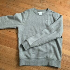 Nike crewneck sweatshirt